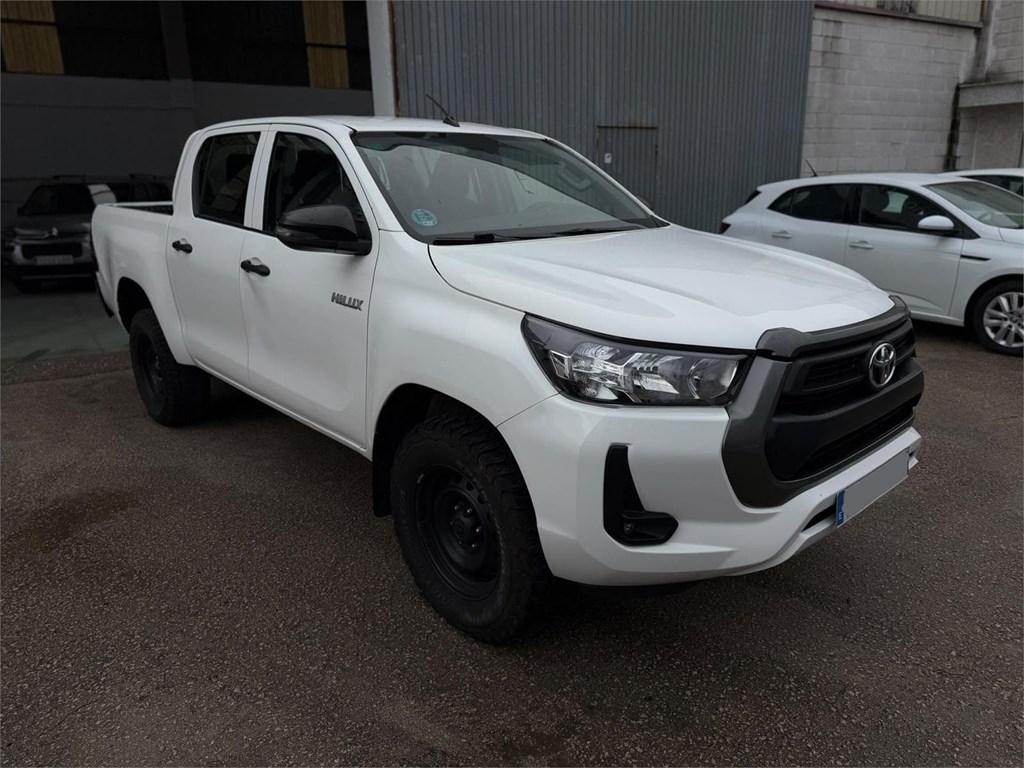 Foto 2 TOYOTA-HILUX CABINA DOBLE GX 8LYC
