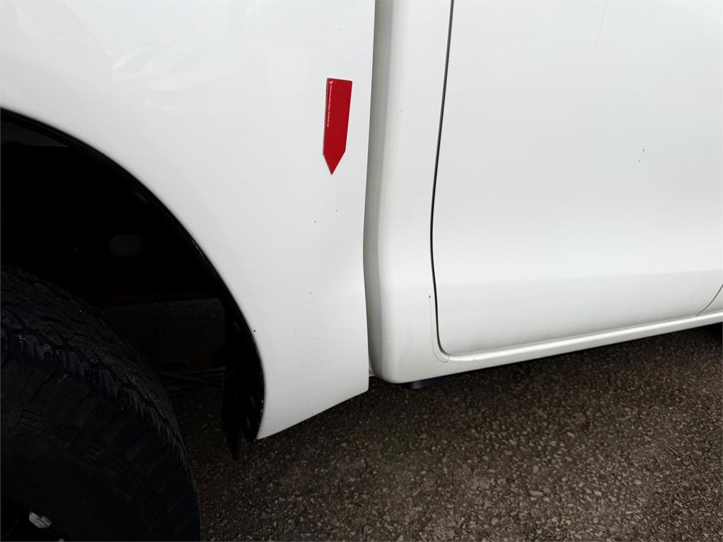 Foto 31 TOYOTA-HILUX CABINA DOBLE GX 8LYC
