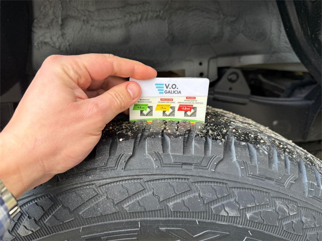 Foto 20 TOYOTA-HILUX DOBLE CABINA GX 2.4 D4 4X4 LYH