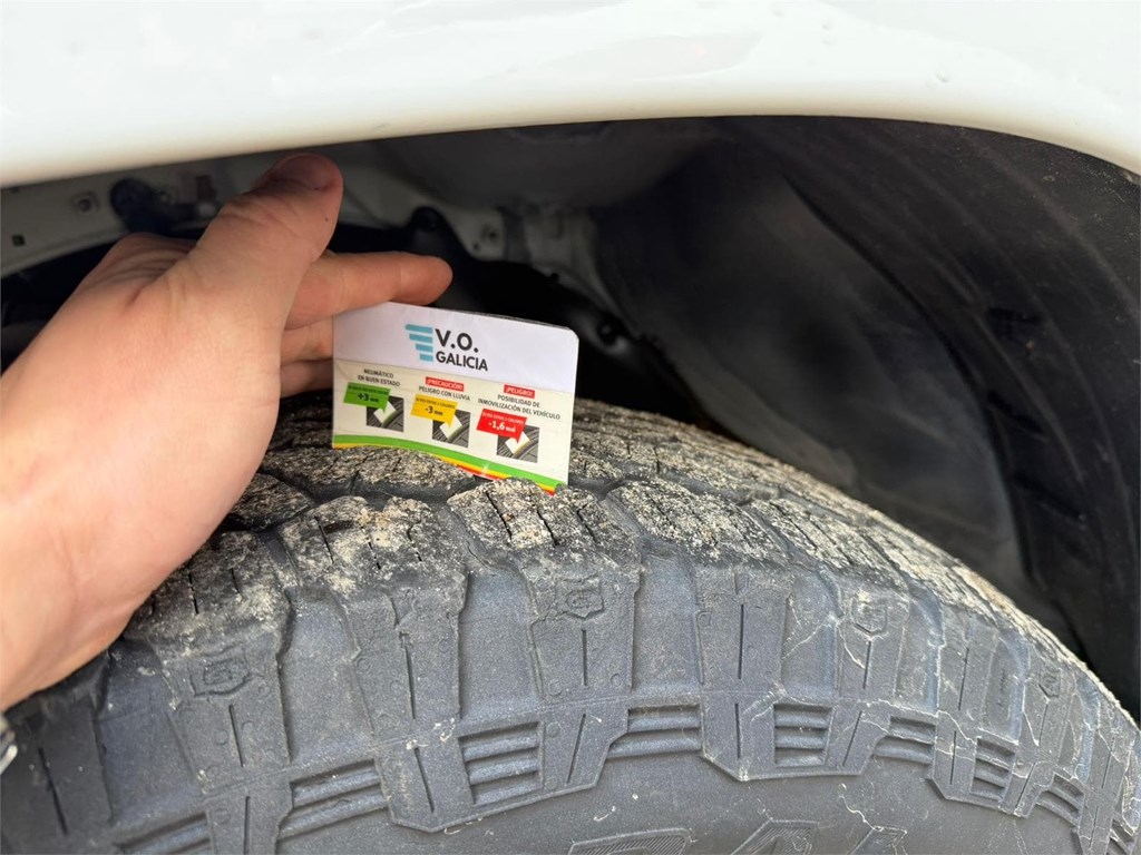 Foto 21 TOYOTA-HILUX DOBLE CABINA GX 2.4 D4 4X4 LYH