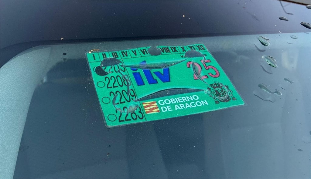 Foto 24 TOYOTA-HILUX DOBLE CABINA GX 2.4 D4D 4X4 Hardtop LPN