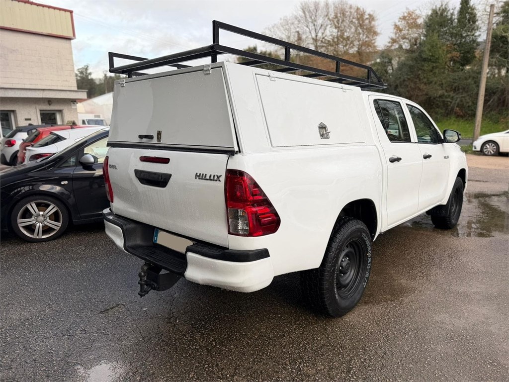 Foto 4 TOYOTA-HILUX DOBLE CABINA GX 2.4 D4D 4X4 Hardtop LPN