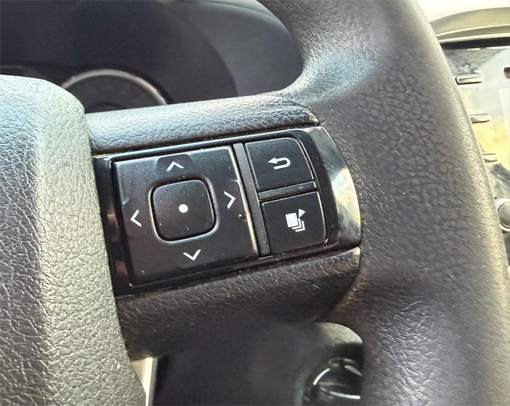 Foto 9 TOYOTA-HILUX DOBLE CABINA GX 2.4 D4D 4X4 Hardtop LPN