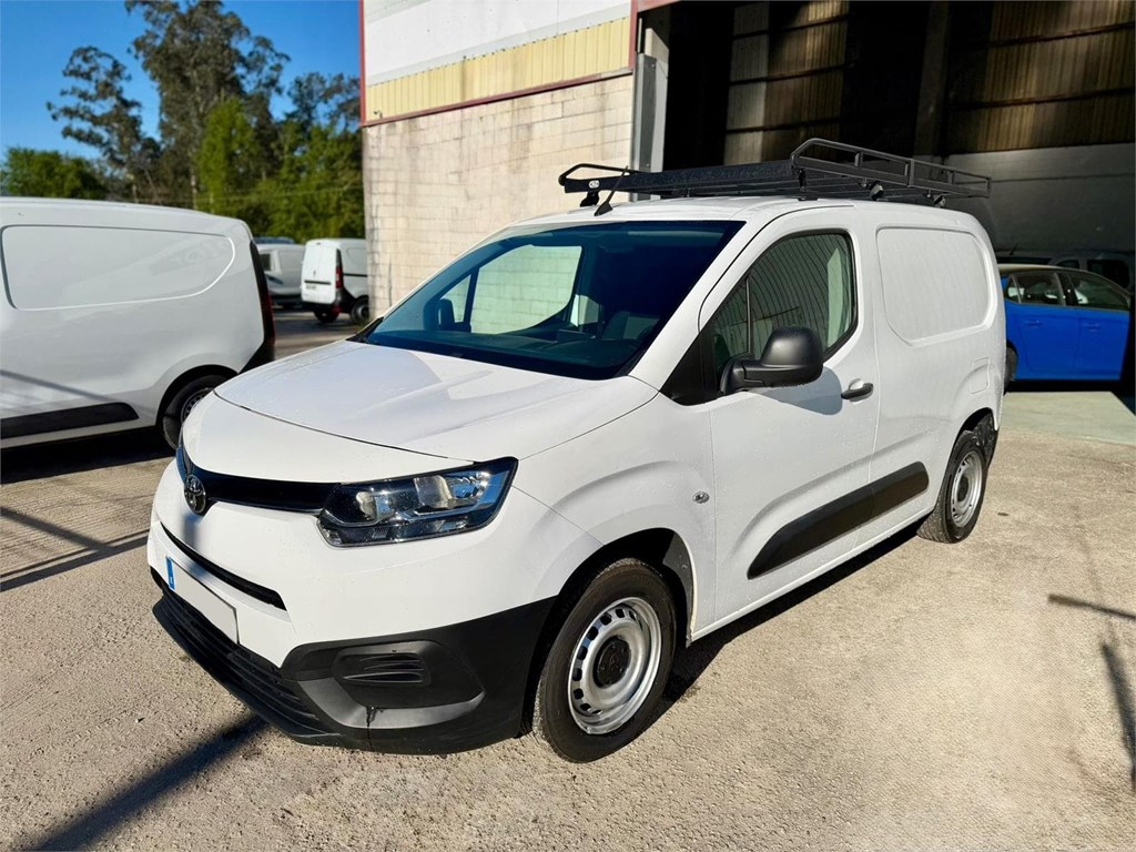 Foto 1 TOYOTA-PROACE CITY VAN L1 5LTX