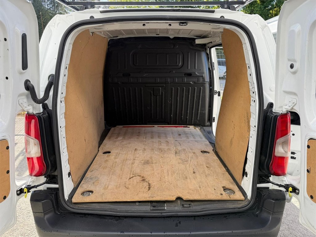 Foto 30 TOYOTA-PROACE CITY VAN L1 5LTX