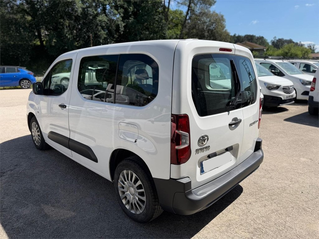 Foto 3 TOYOTA-PROACE COMBI 5 39LTX