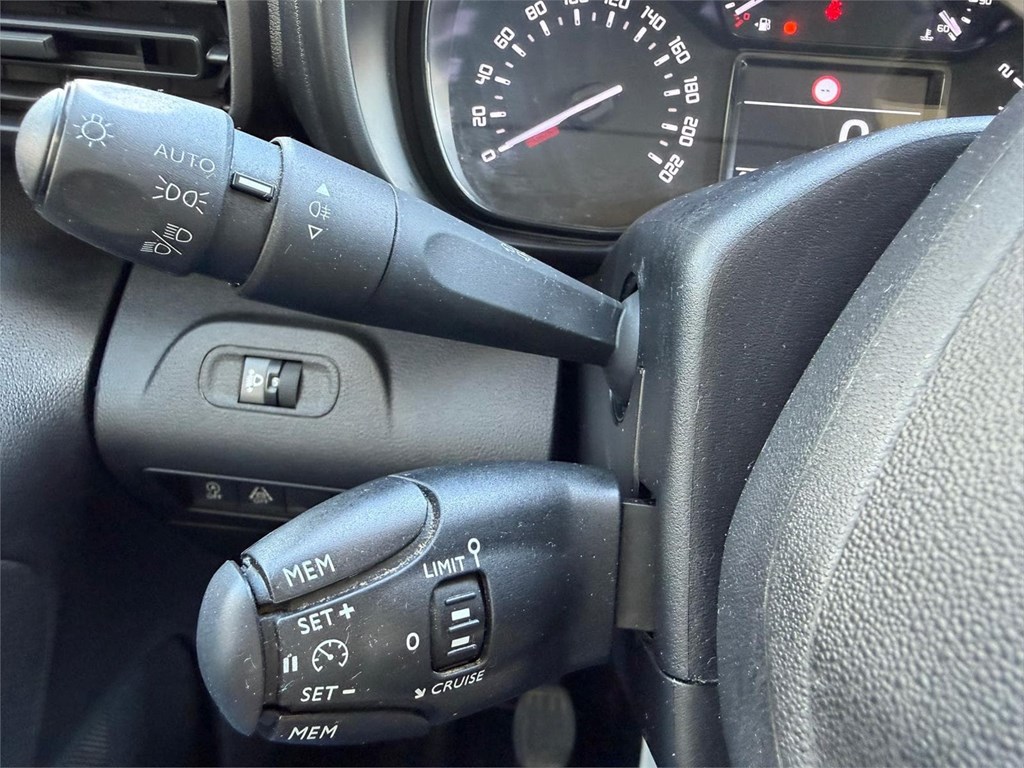 Foto 6 TOYOTA-PROACE COMBI 5 39LTX