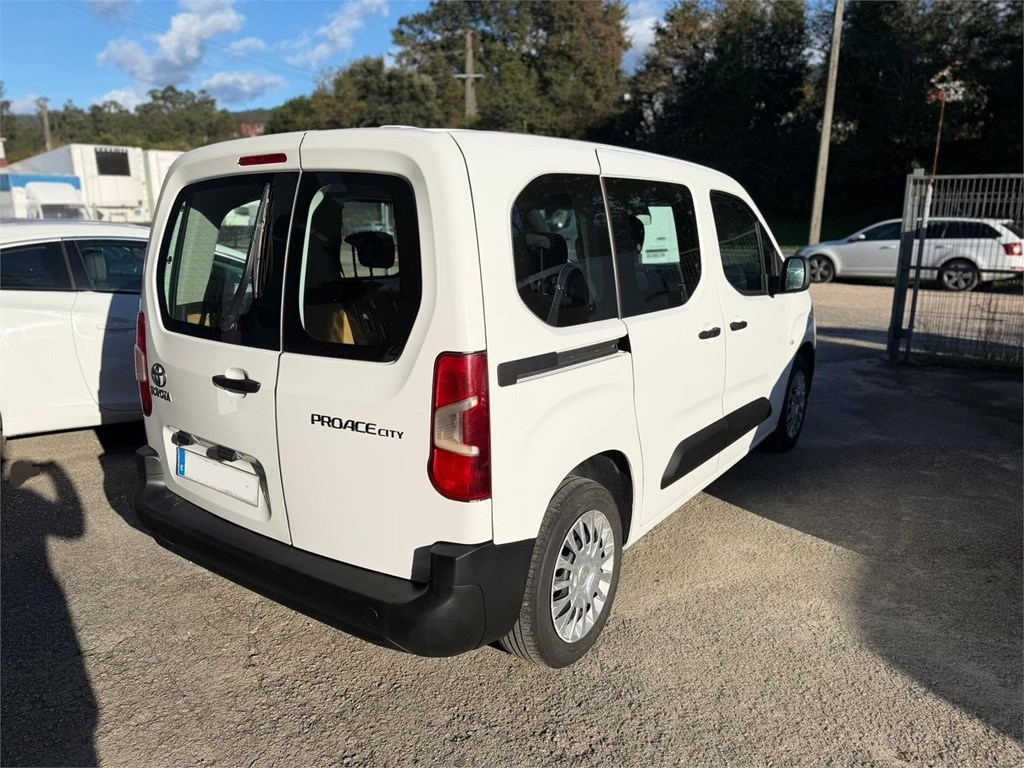 Foto 4 TOYOTA-PROACE COMBI 5 5LRB