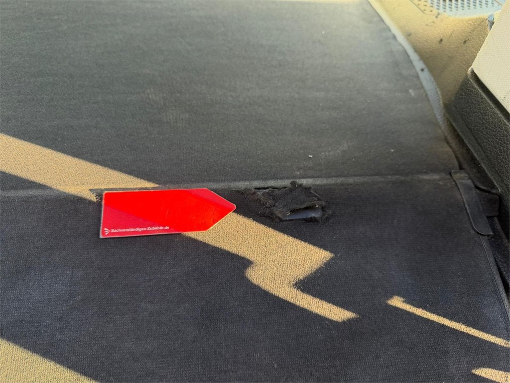 Foto 24 VW-CADDY COMBI 5  8LPH