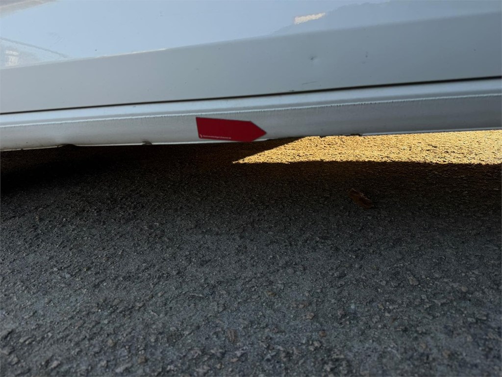 Foto 27 VW-CADDY COMBI 5  8LPH