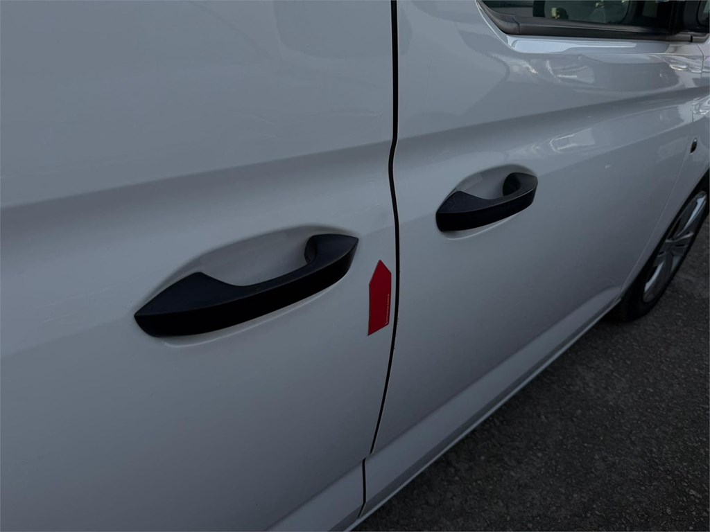 Foto 29 VW-CADDY COMBI 5  8LPH