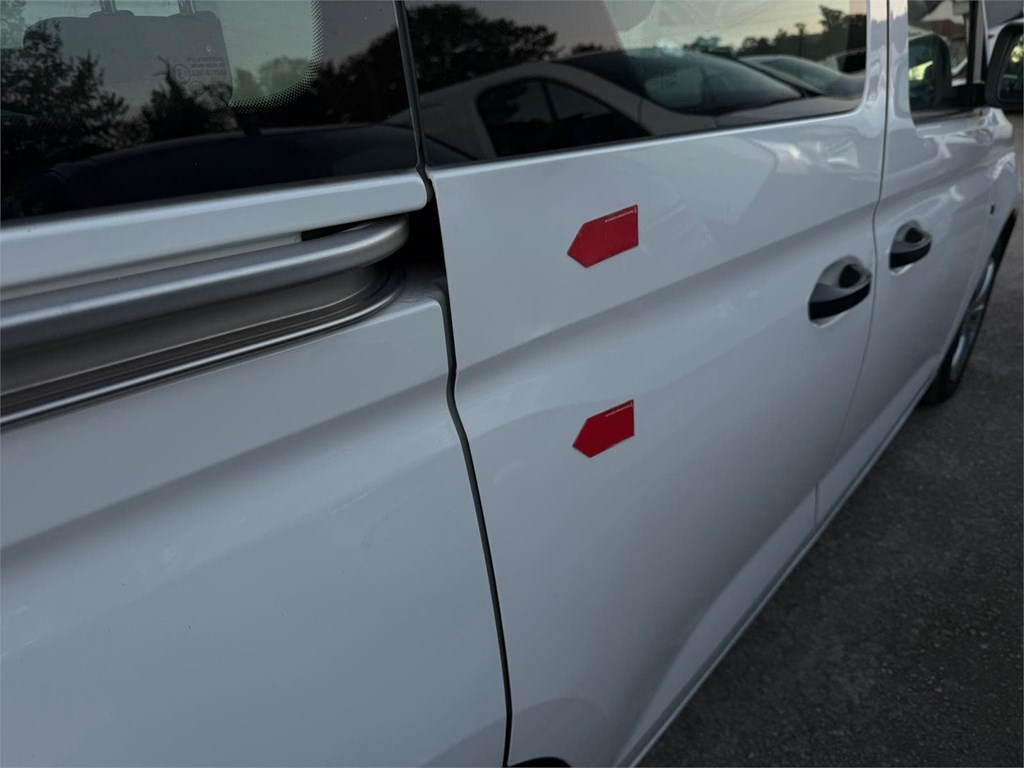 Foto 30 VW-CADDY COMBI 5  8LPH