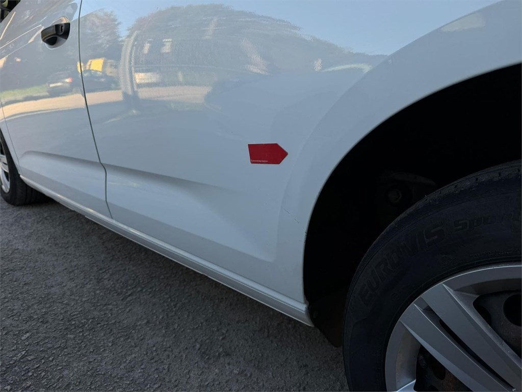 Foto 31 VW-CADDY COMBI 5  8LPH