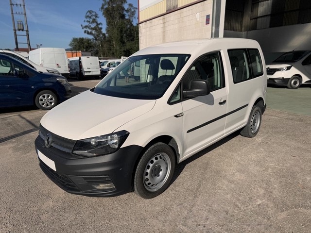VW-CADDY COMBI 5 PLAZAS 4 MOTION 4KKS