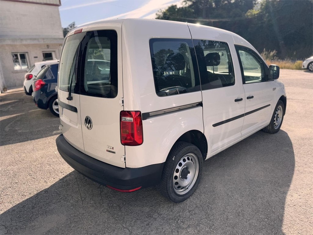 Foto 4 VW-CADDY COMBI 5 PLAZAS 4 MOTION 4KKS