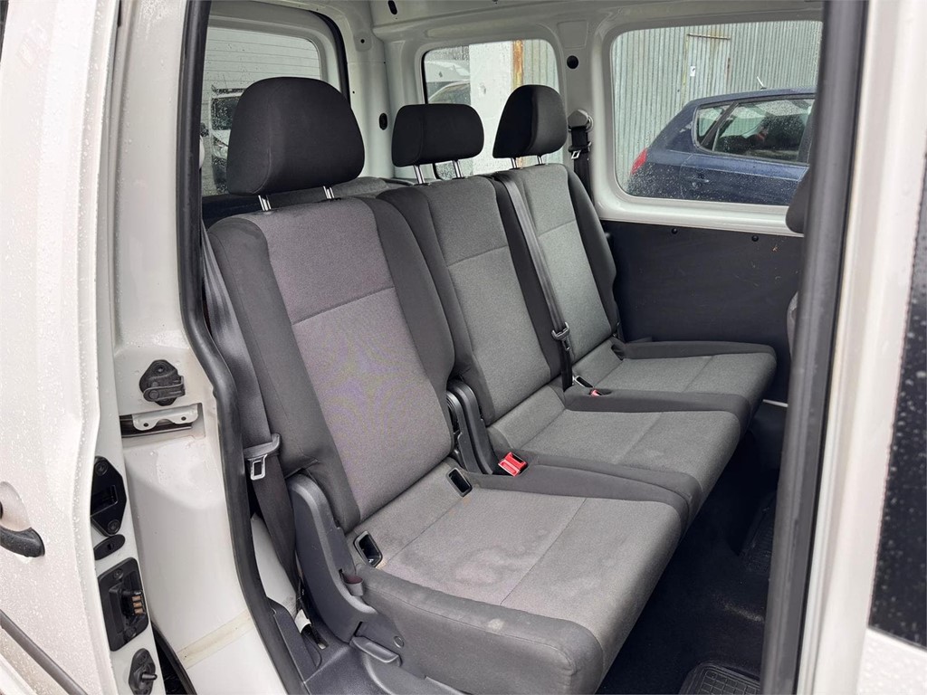 Foto 6 VW-CADDY COMBI 5 PLAZAS  KTV