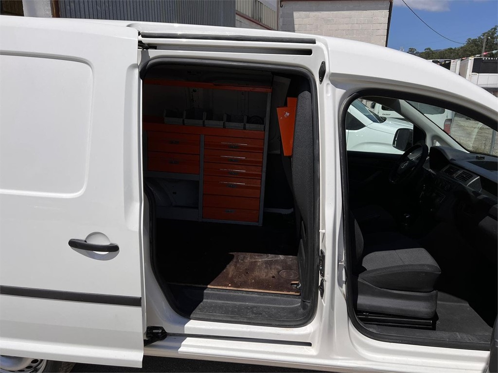 Foto 17 VW-CADDY MAXI 4 MOTION FURGON TALLER 6KLG