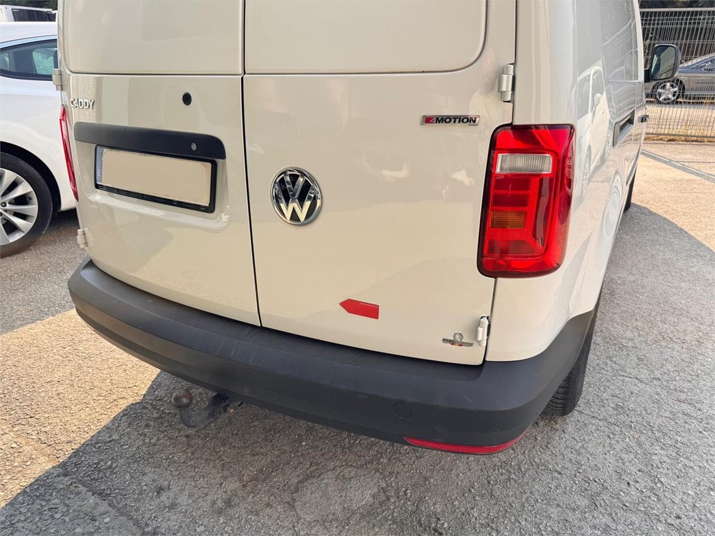 Foto 23 VW-CADDY MAXI 4 MOTION FURGON TALLER LGB