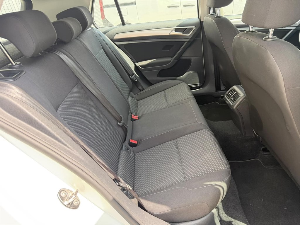Foto 13 VW-GOLF EDITION 6KGP