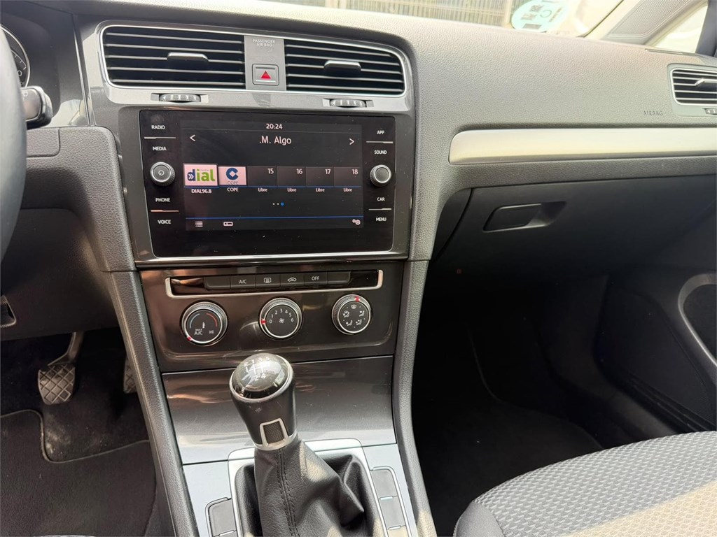 Foto 9 VW-GOLF EDITION 6KGP
