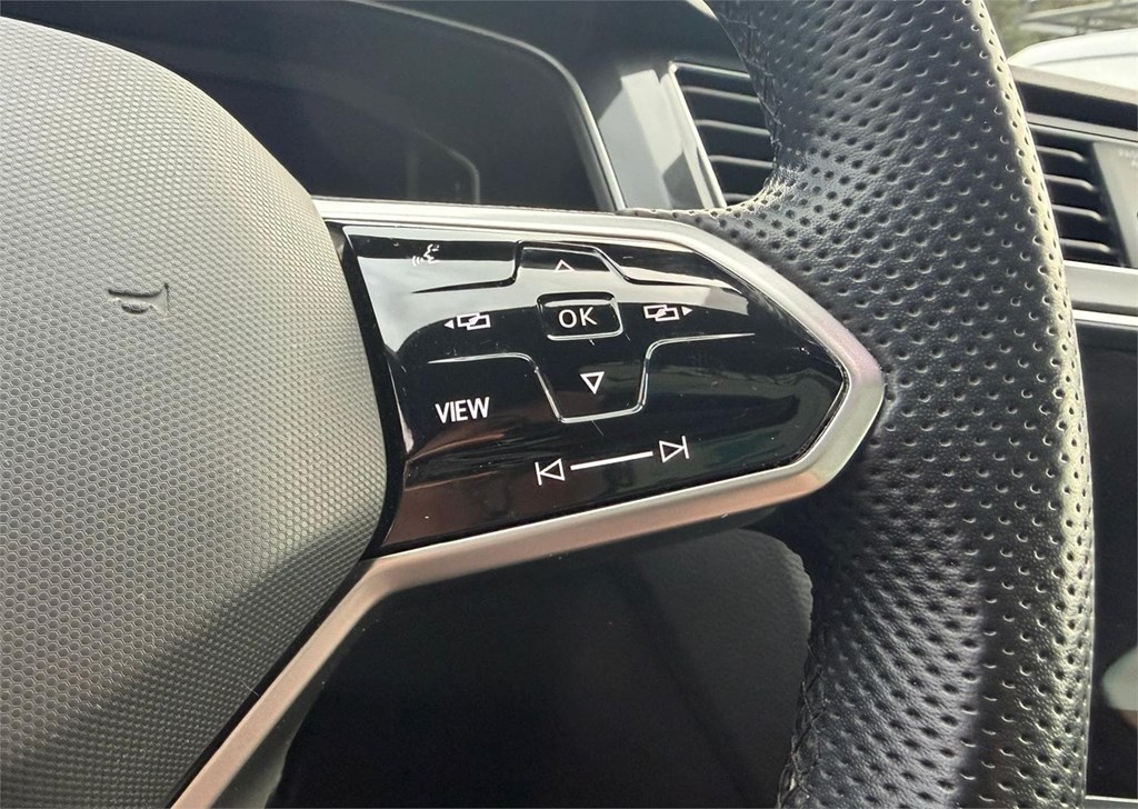 Foto 10 VW-TIGUAN R-LINE 