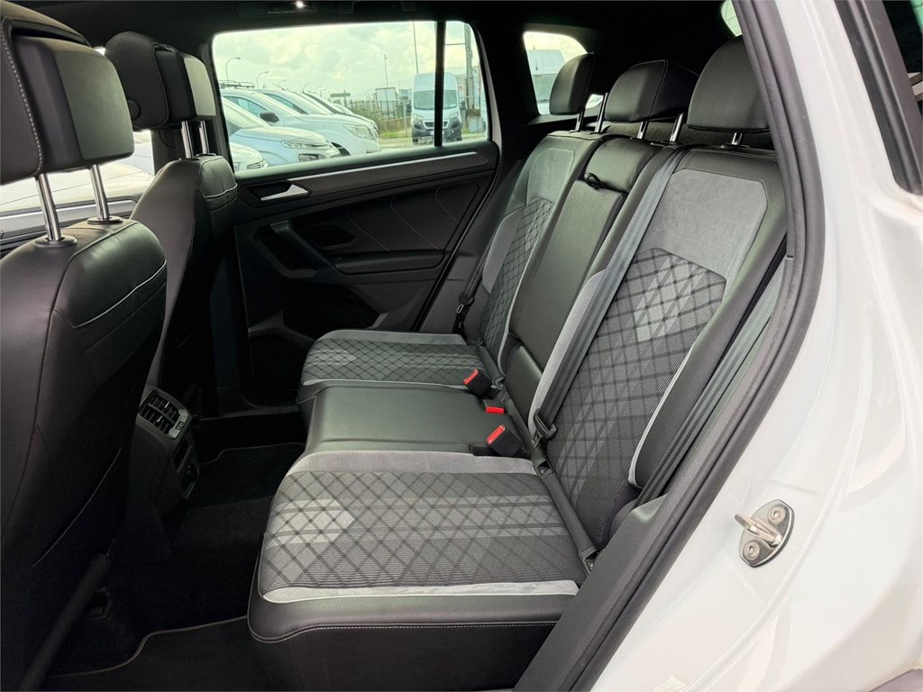 Foto 12 VW-TIGUAN R-LINE 