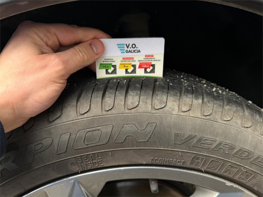 Foto 18 VW-TIGUAN R-LINE 