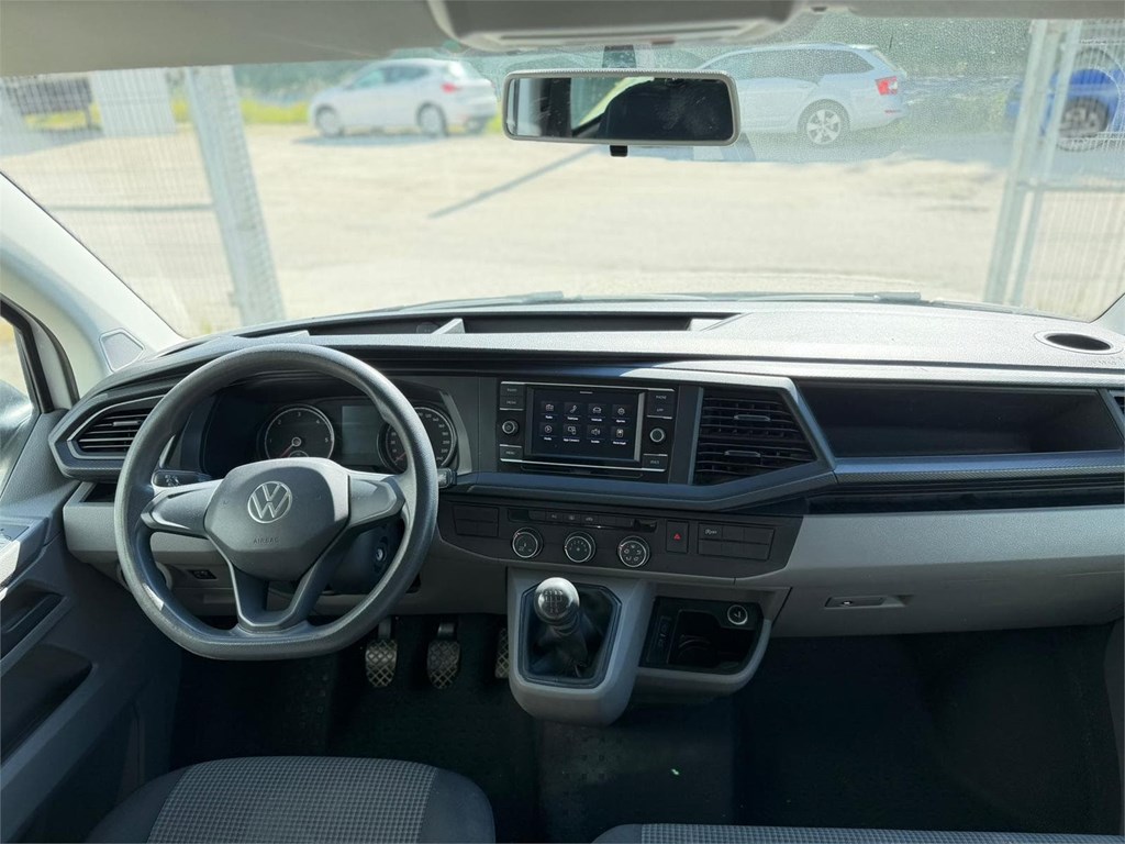 Foto 13 VW-TRANSPORTER COMBI 9 BATALLA CORTA 5LTY