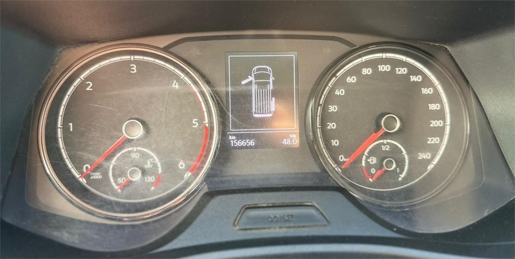 Foto 14 VW-TRANSPORTER COMBI 9 BATALLA CORTA 5LTY